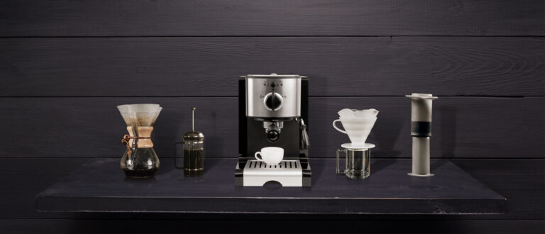 انواع روش های دم آوری قهوه با وسایل روبرو امان پذیر هستند.